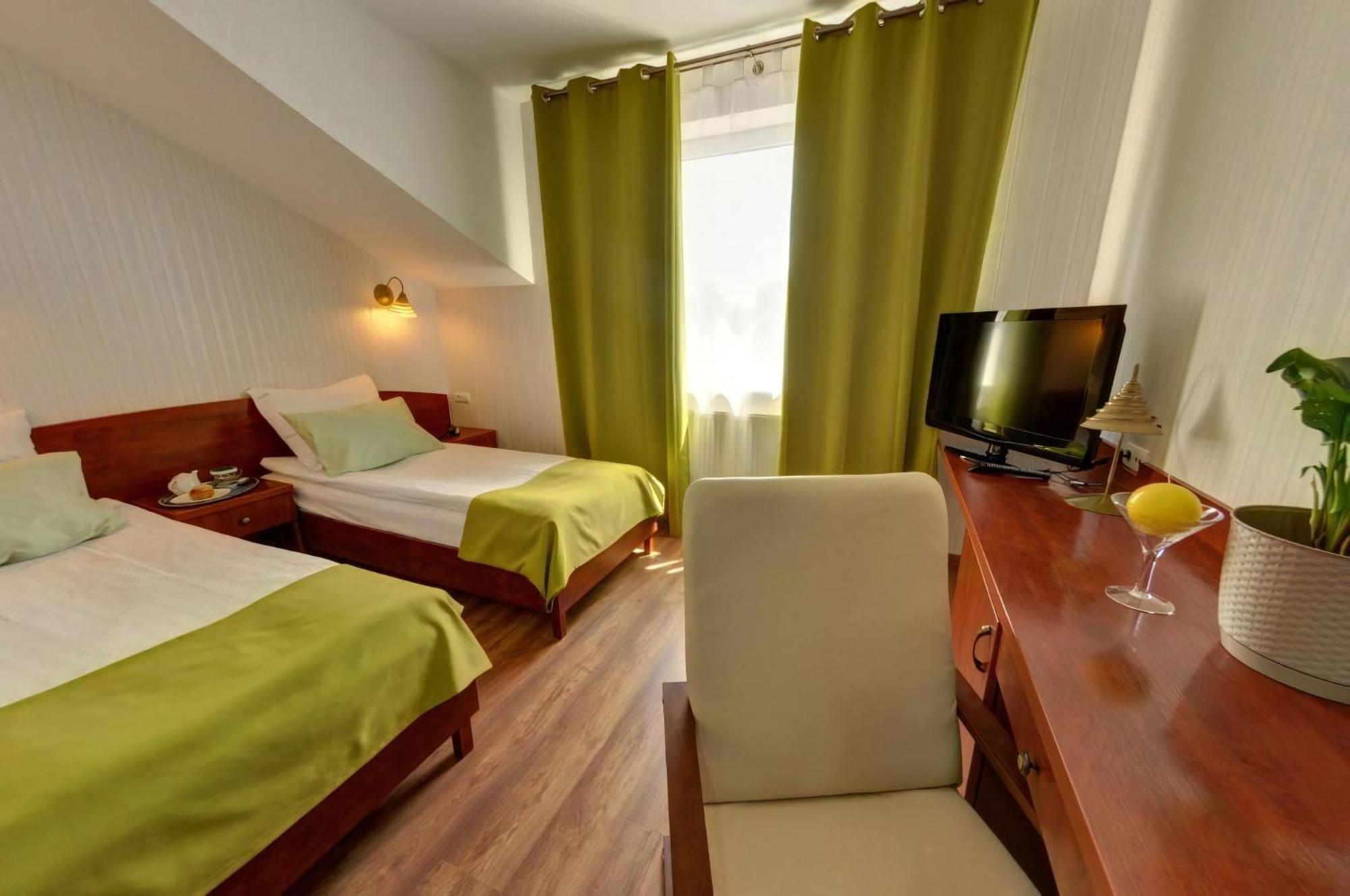 Hotel Leopolis Krakow Oda fotoğraf